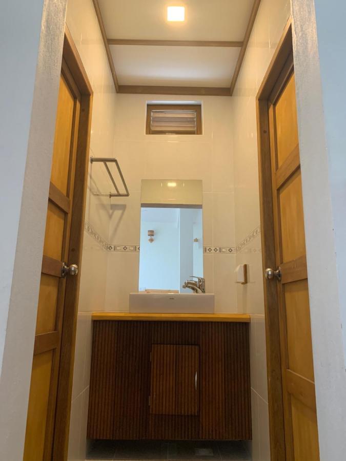 Seena Inn Фулидхоо Экстерьер фото