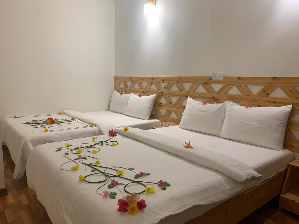 Seena Inn Фулидхоо Экстерьер фото